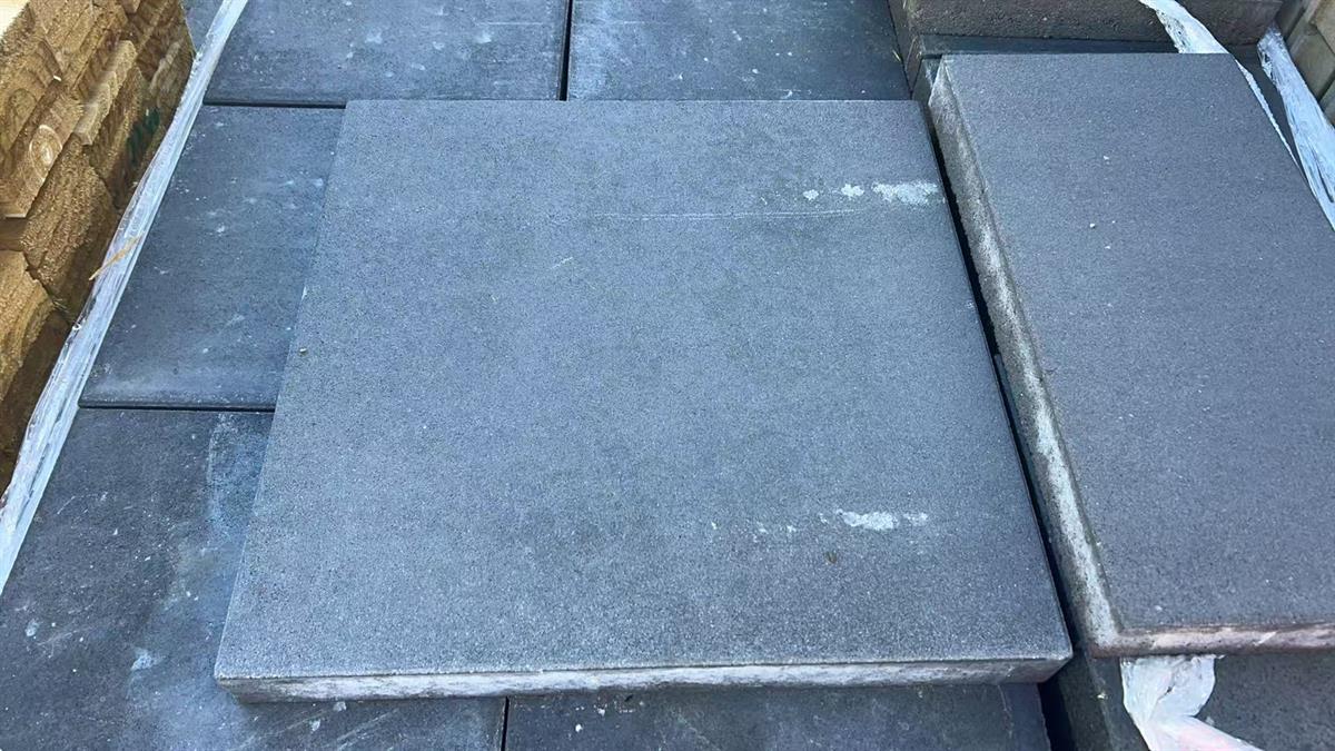 400*400 paver black sand